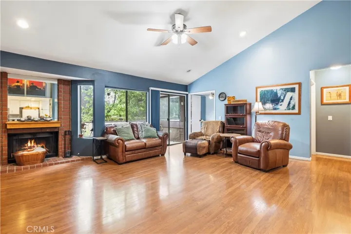 24835 Apple Street F, Newhall, California 91321