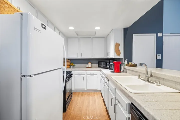 24835 Apple Street F, Newhall, California 91321