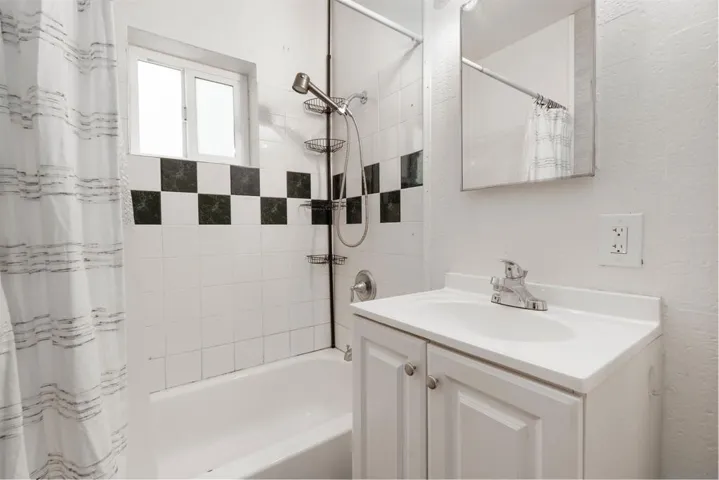 1015 4th Ave., Chula Vista, California 91911