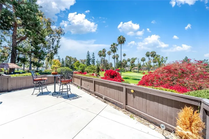 2960 Champion 904, Tustin, California 92782
