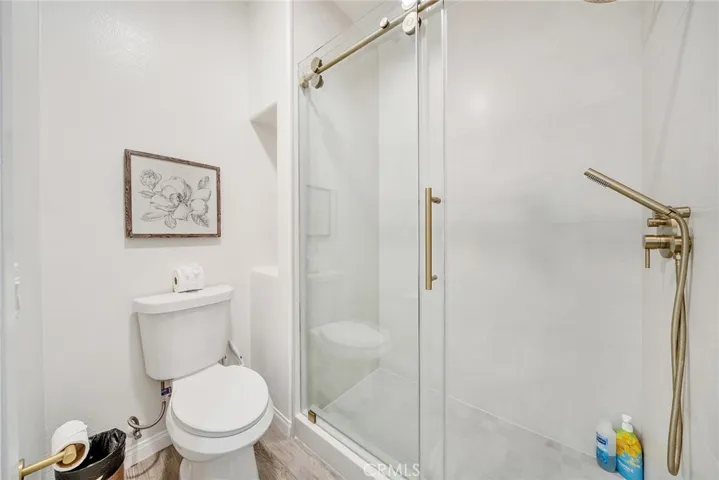 2960 Champion 904, Tustin, California 92782