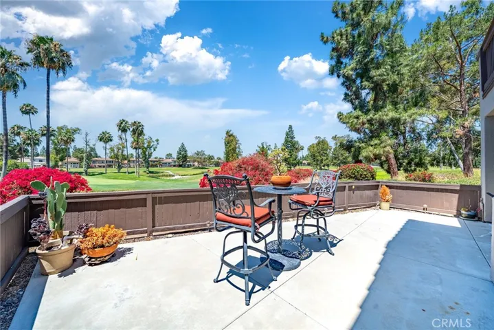 2960 Champion 904, Tustin, California 92782