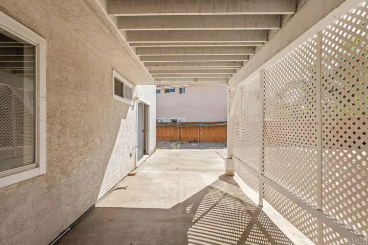 116 Silvercreek Drive, Santee, California 92071