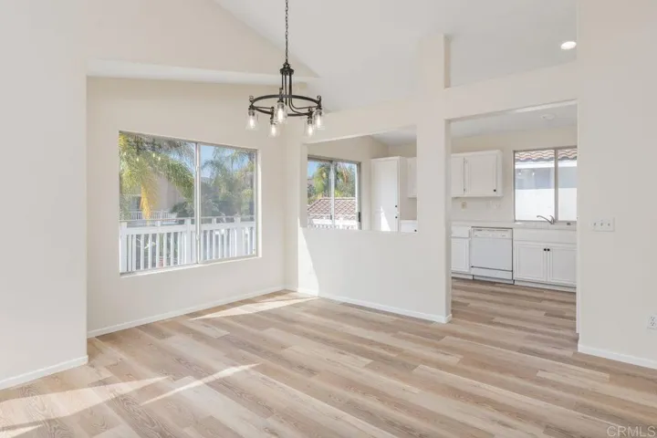 116 Silvercreek Drive, Santee, California 92071