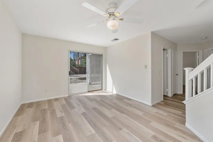 116 Silvercreek Drive, Santee, California 92071