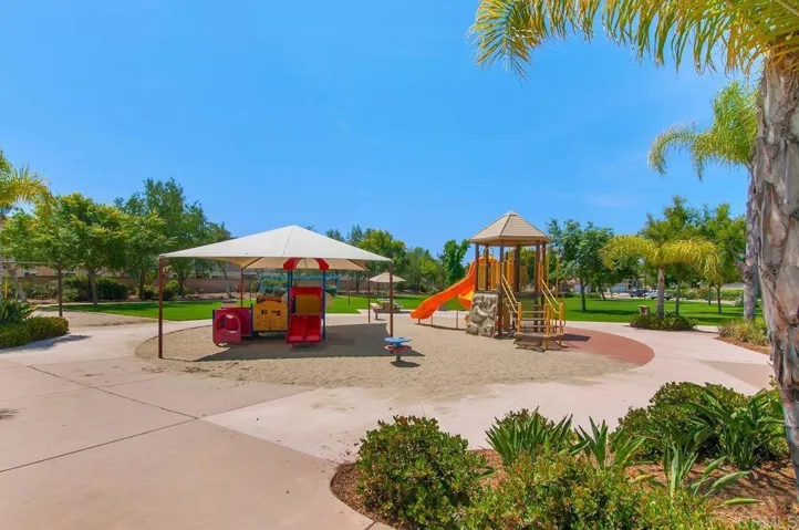 116 Silvercreek Drive, Santee, California 92071