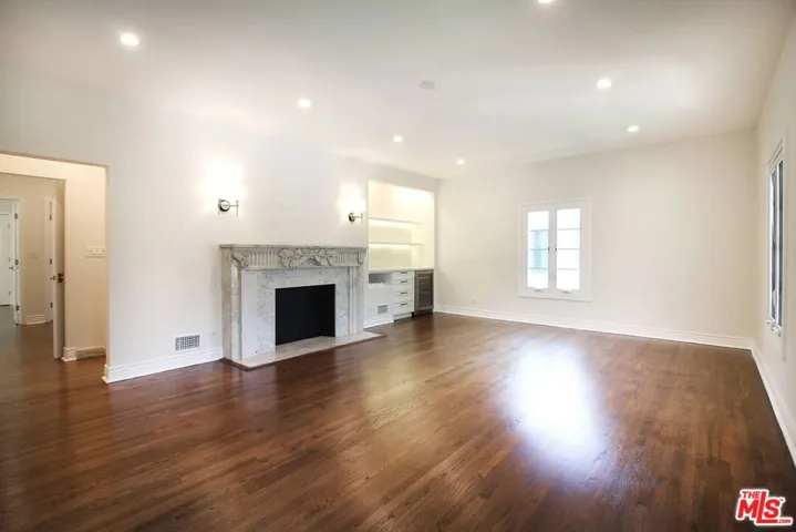 442 S Roxbury Drive A, Beverly Hills, California 90212