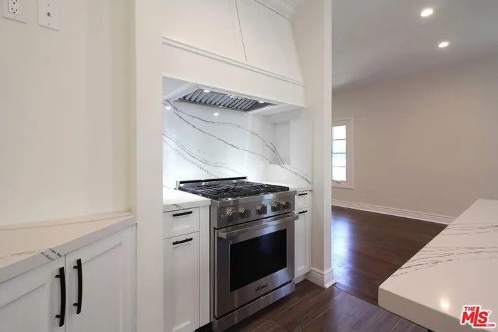 442 S Roxbury Drive A, Beverly Hills, California 90212