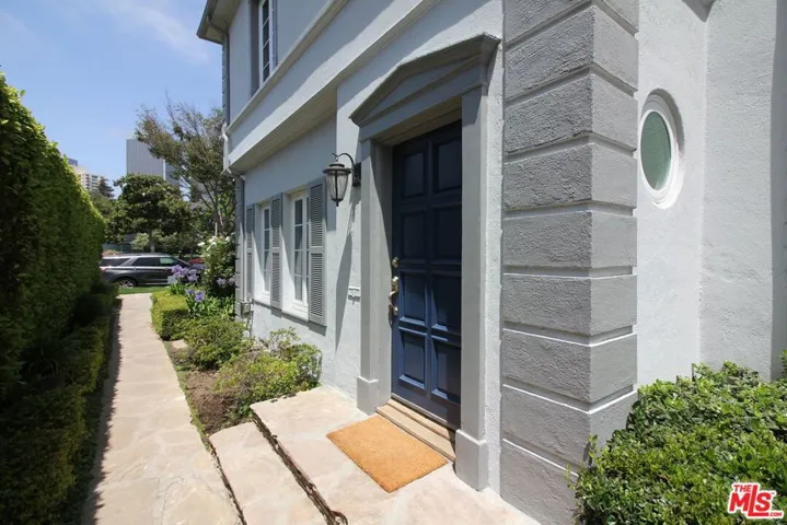 442 S Roxbury Drive A, Beverly Hills, California 90212