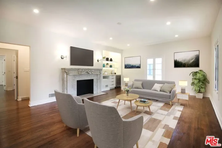 442 S Roxbury Drive A, Beverly Hills, California 90212