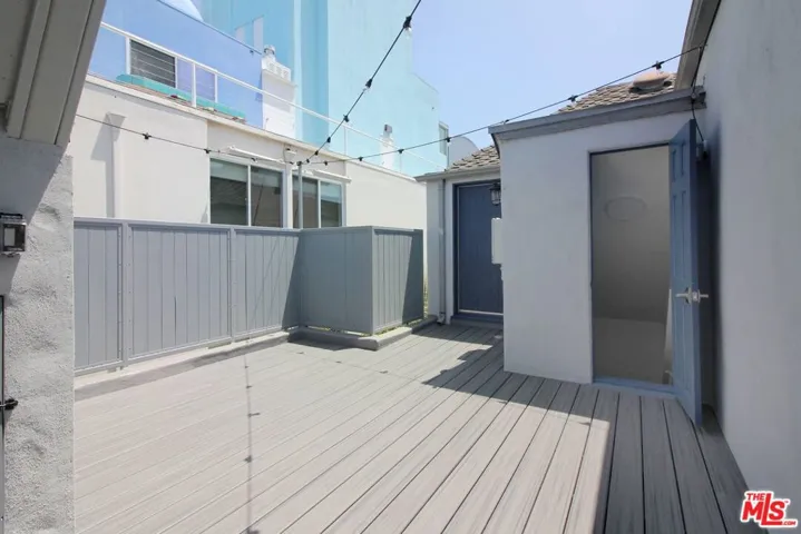 442 S Roxbury Drive A, Beverly Hills, California 90212