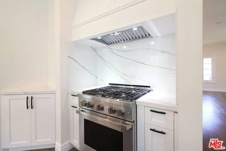 442 S Roxbury Drive A, Beverly Hills, California 90212
