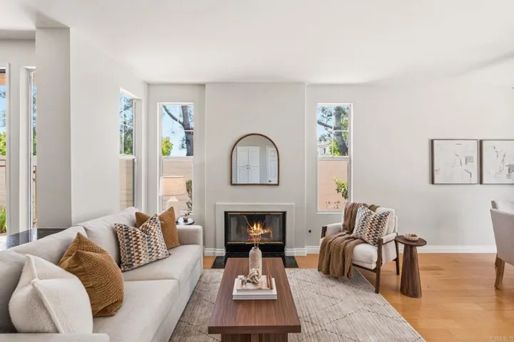 12728 Via Nieve, San Diego, California 92130
