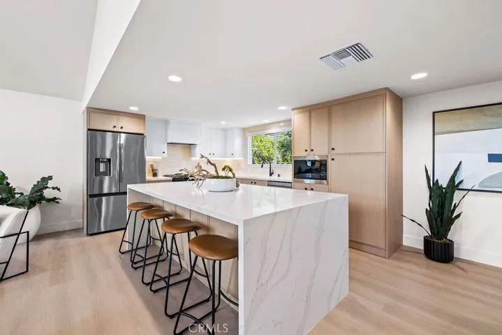 6882 Loyola, Huntington Beach, California 92647