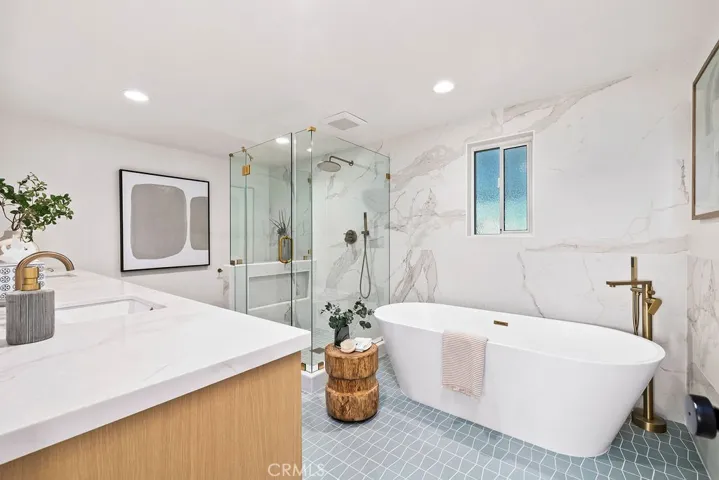 6882 Loyola, Huntington Beach, California 92647