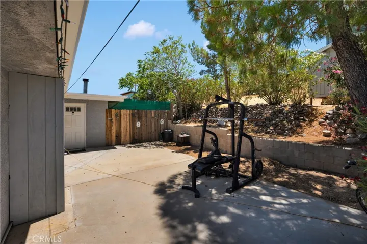 25623 Santa Rosa, Apple Valley, California 92308