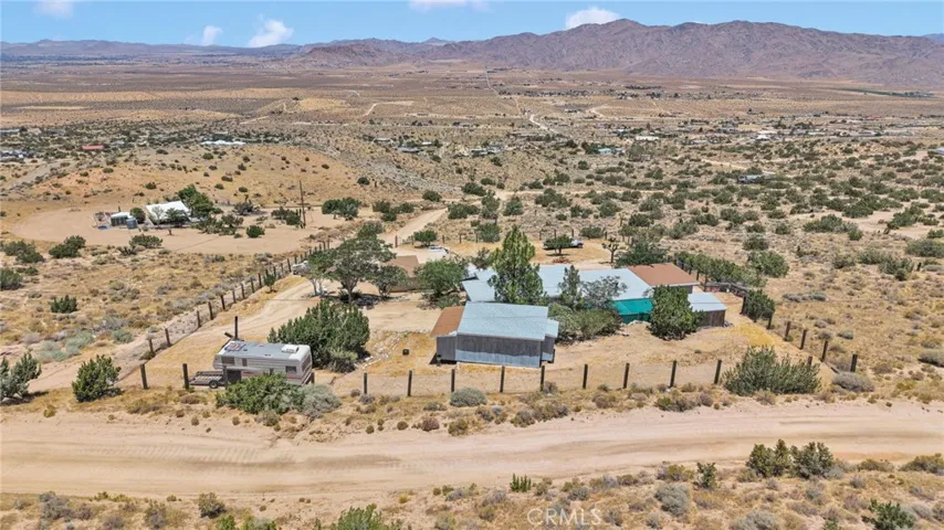 25623 Santa Rosa, Apple Valley, California 92308