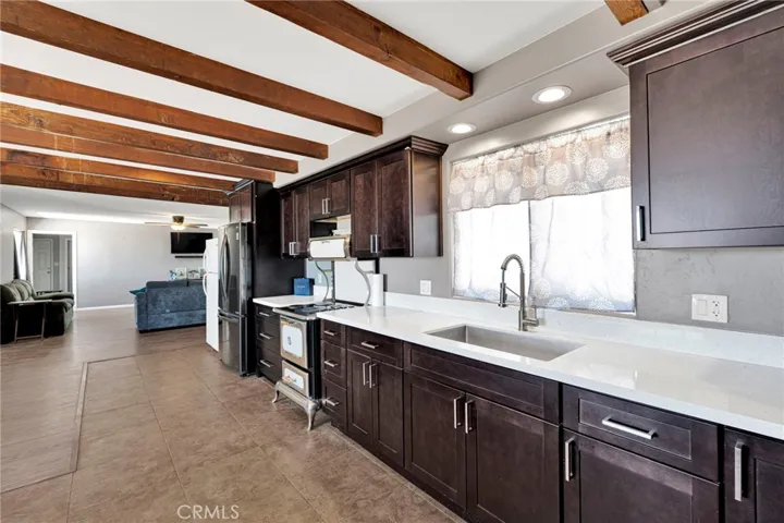 25623 Santa Rosa, Apple Valley, California 92308