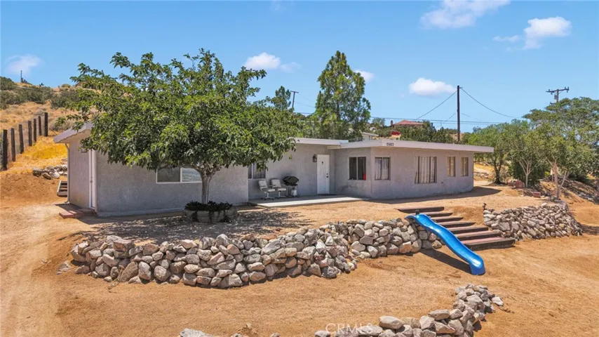 25623 Santa Rosa, Apple Valley, California 92308