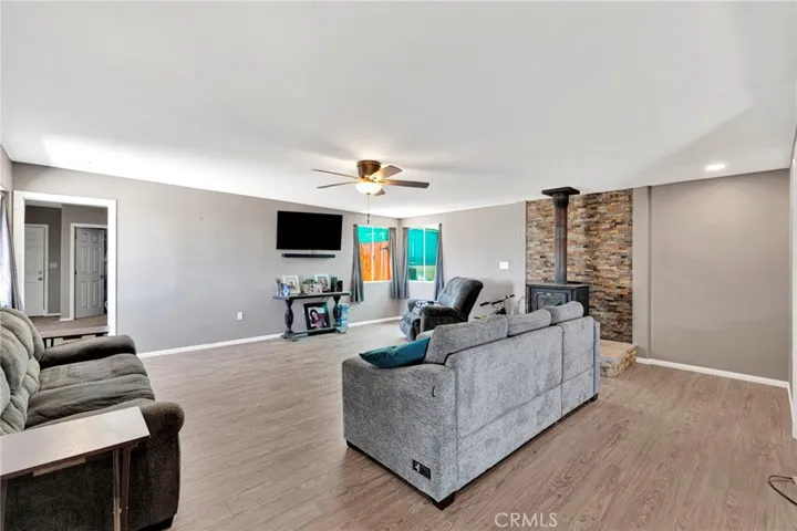 25623 Santa Rosa, Apple Valley, California 92308