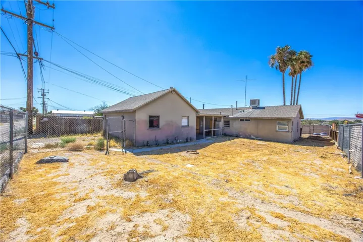 25567 Main, Barstow, California 92311