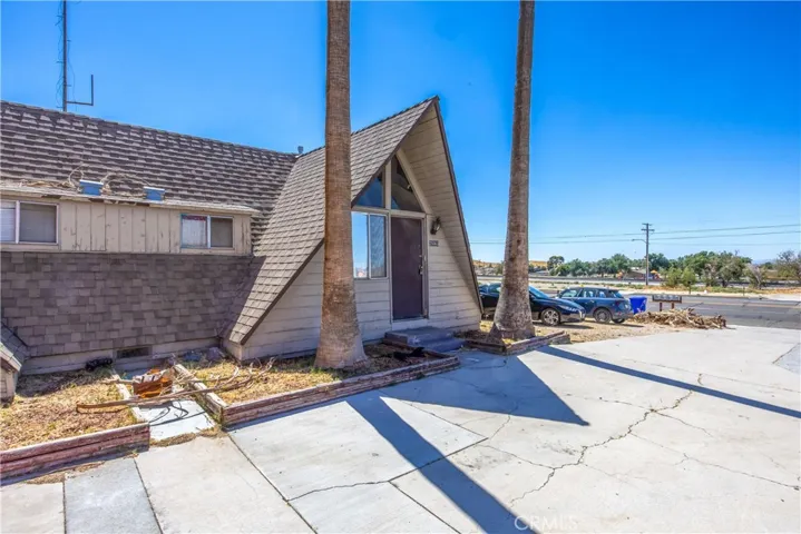 25567 Main, Barstow, California 92311