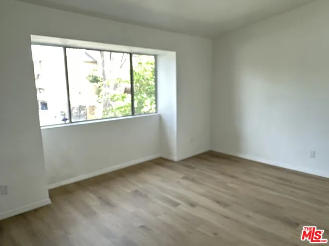 8705 Cedros Avenue 8, Panorama City, California 91402