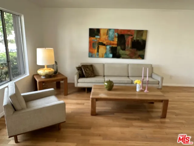 8705 Cedros Avenue 8, Panorama City, California 91402
