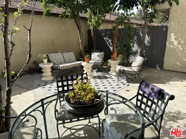 8705 Cedros Avenue 8, Panorama City, California 91402