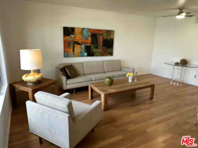 8705 Cedros Avenue 8, Panorama City, California 91402