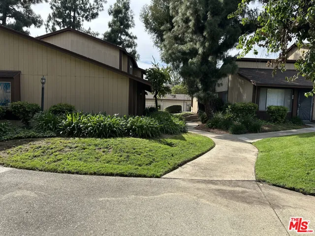 8705 Cedros Avenue 8, Panorama City, California 91402