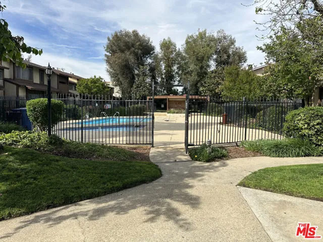 8705 Cedros Avenue 8, Panorama City, California 91402