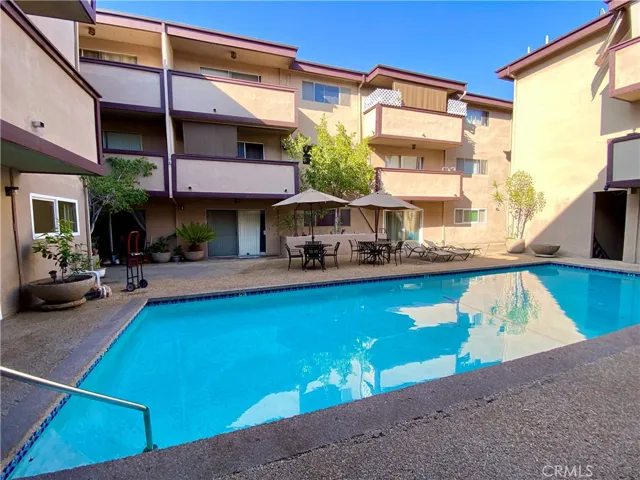 310 N Jackson Street 104, Glendale, California 91206