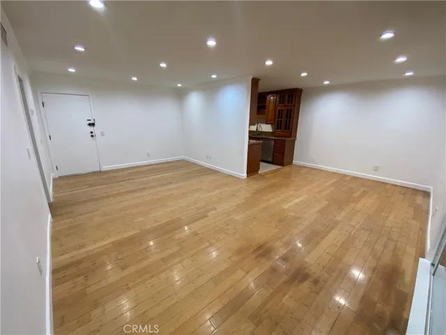 310 N Jackson Street 104, Glendale, California 91206