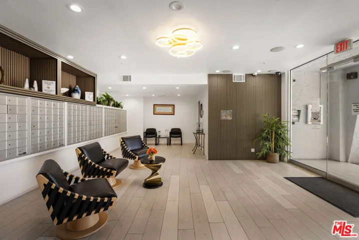 10982 Roebling Avenue 436, Los Angeles, California 90024