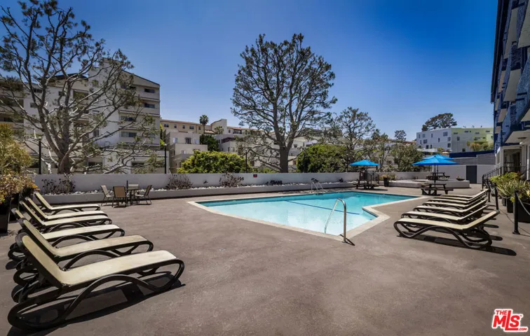 10982 Roebling Avenue 436, Los Angeles, California 90024
