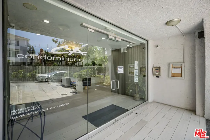 10982 Roebling Avenue 436, Los Angeles, California 90024