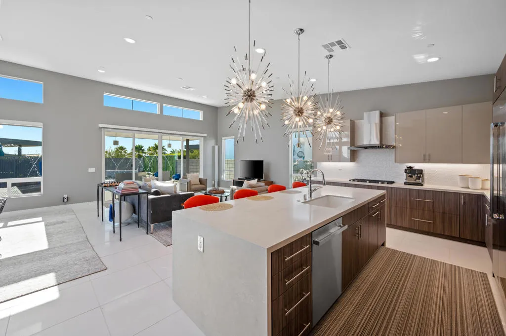 77431 Huntley-9