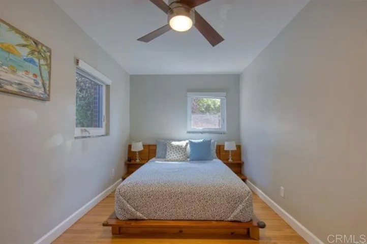 215 N Vulcan Avenue, Encinitas, California 92024