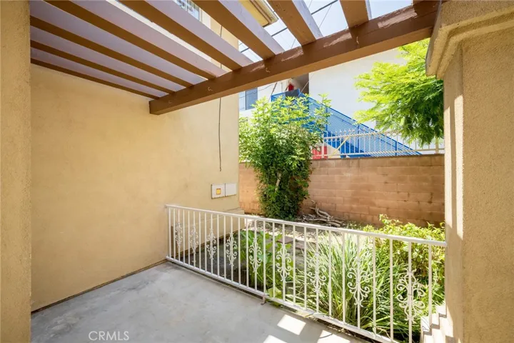1011 Thompson Avenue C, Glendale, California 91201