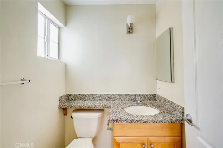 1011 Thompson Avenue C, Glendale, California 91201