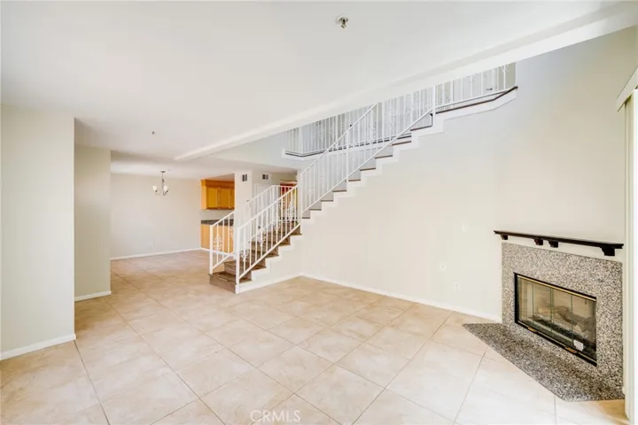 1011 Thompson Avenue C, Glendale, California 91201