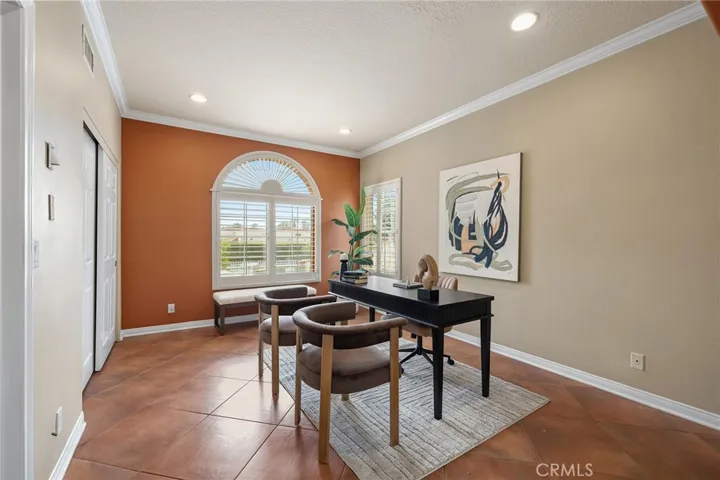 Main Level Bedroom/Office