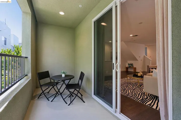 1532 Seawind Dr, Richmond, California 94804