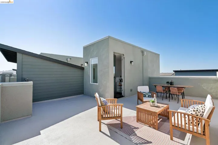 1532 Seawind Dr, Richmond, California 94804