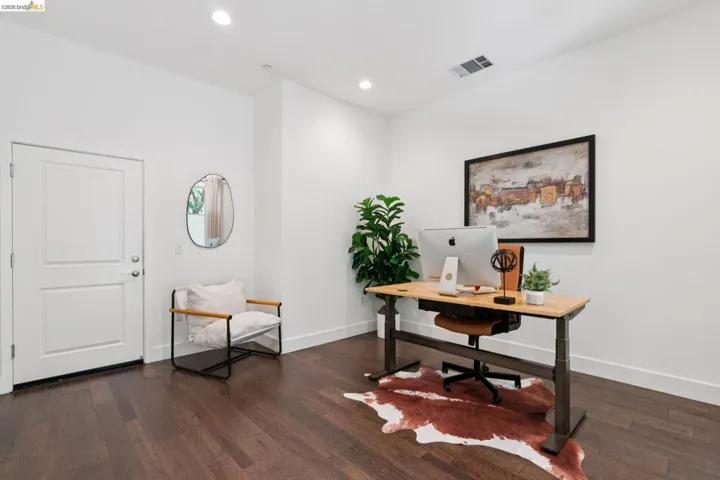 1532 Seawind Dr, Richmond, California 94804