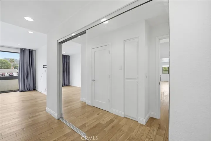 14115 Moorpark, Sherman Oaks, California 91423