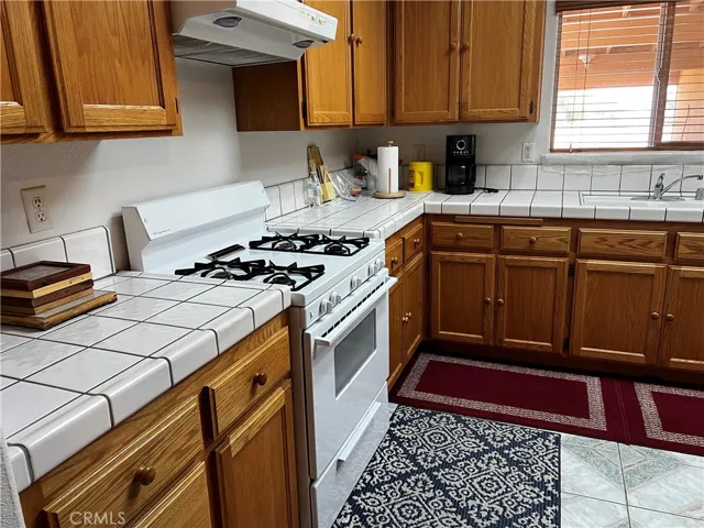 16790 Sycamore, Hesperia, California 92345