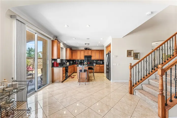 2431 Loganberry, Palmdale, California 93551