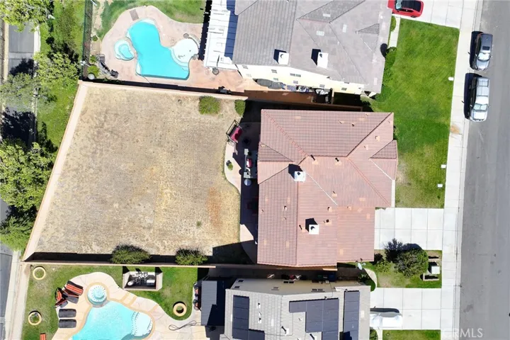 2431 Loganberry, Palmdale, California 93551